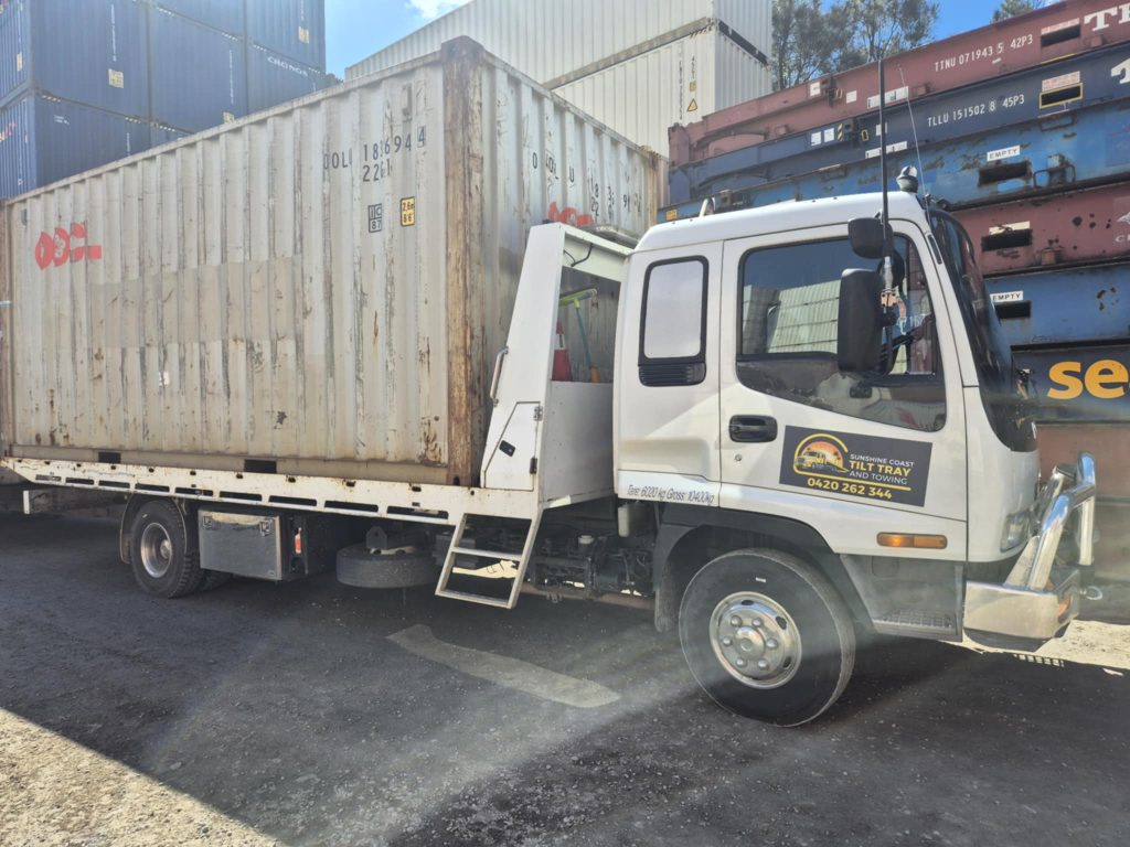 Machinery transport and equipment towing in Maroochydore
