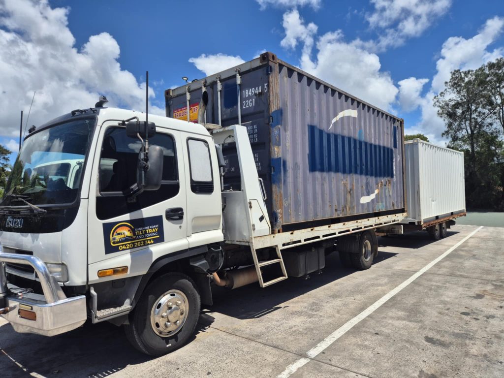 Need Transport for Your Business? A Small Business Guide to Tilt Tray Hire on the Sunshine Coast