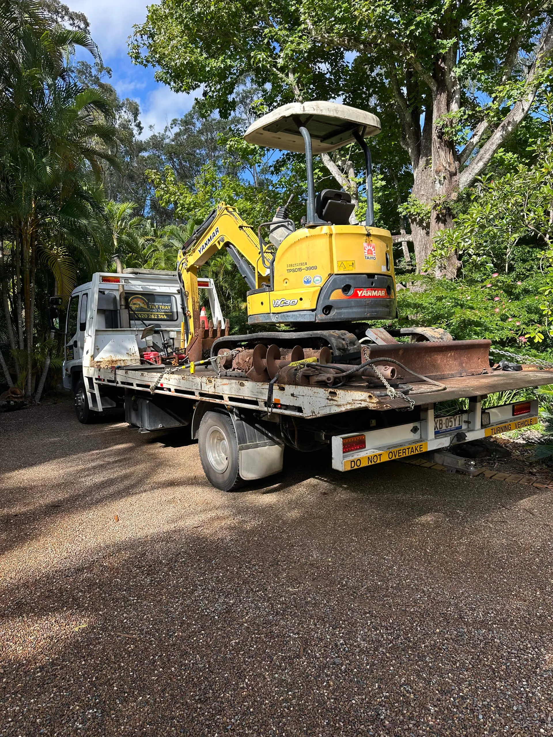 Caravan and campervan transport in Mapleton, Sunshine Coast