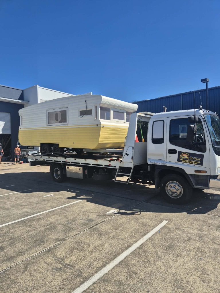 Caravan towing and transport in Mudjimba